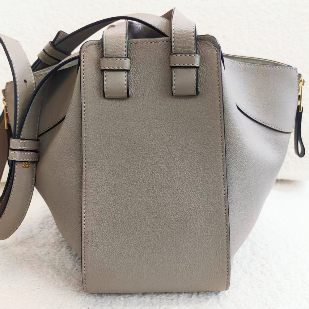 LOEWE Beige Hammock Shoulder Bag - Picture 2 of 12